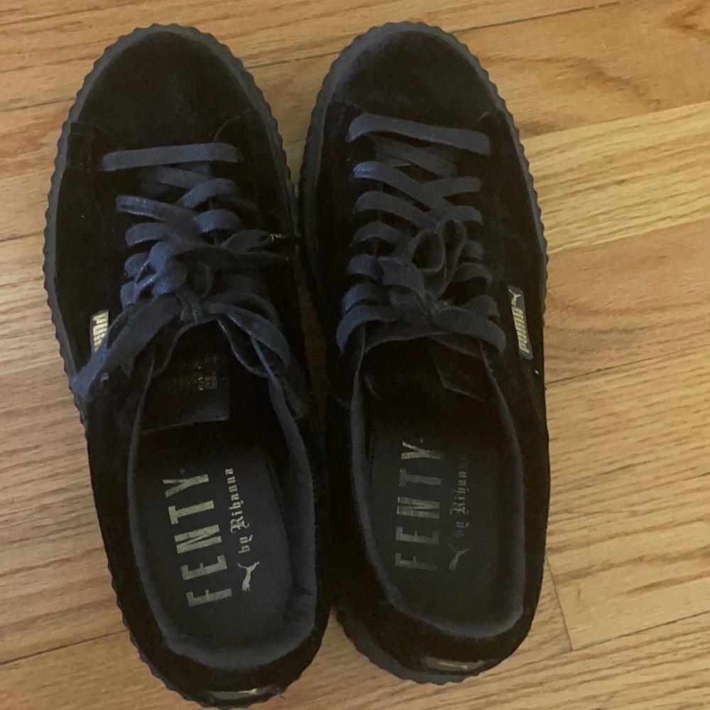 Puma black sneaker， Limited！！！